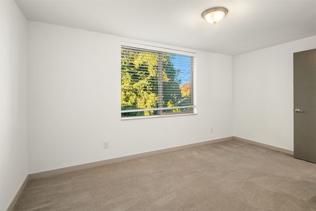 508 N 105th Street, Seattle, WA 98133