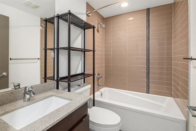 508 N 105th Street, Seattle, WA 98133