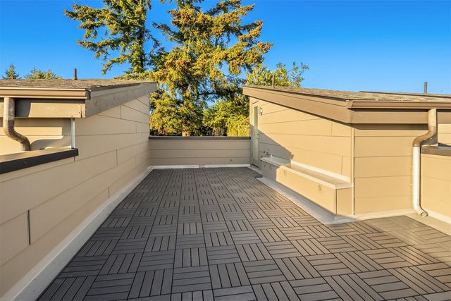 508 N 105th Street, Seattle, WA 98133