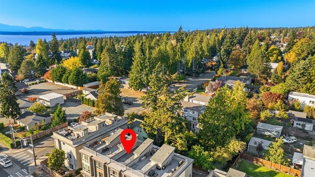 508 N 105th Street, Seattle, WA 98133