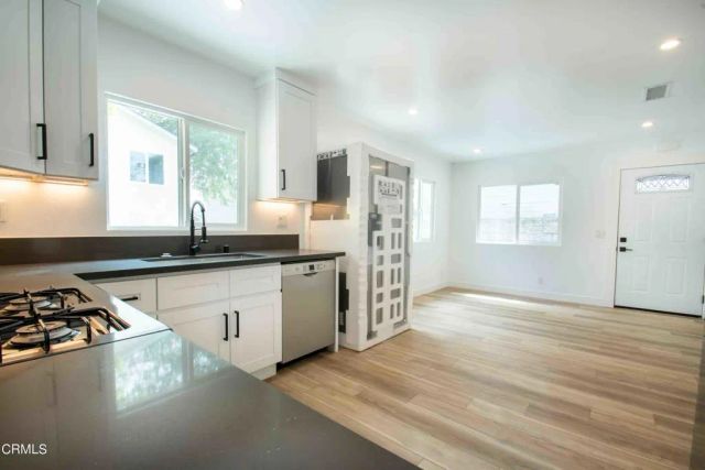 2276 Ewing Street, Los Angeles, CA 90039