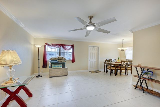 601 Monaco M M, Delray Beach, FL 33446