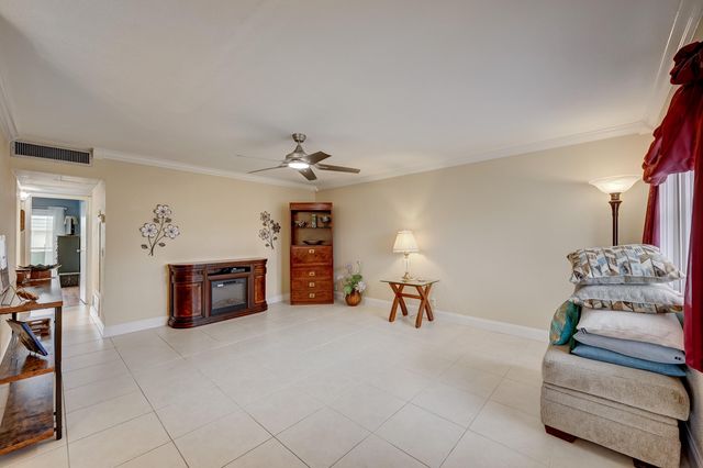 601 Monaco M M, Delray Beach, FL 33446