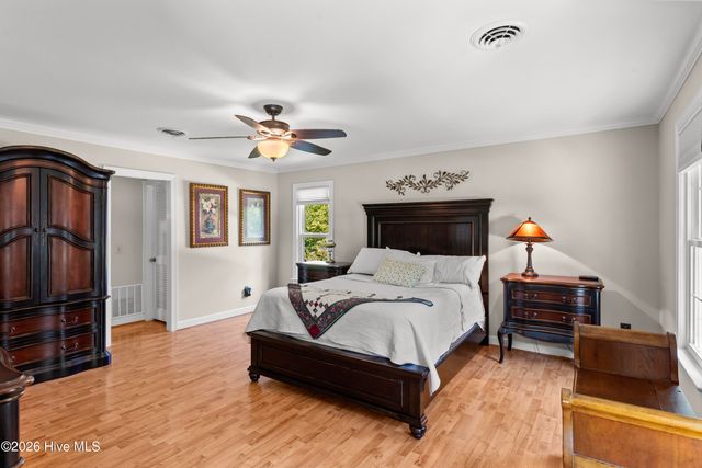 3120 Kirby Smith Drive, Wilmington, NC 28409