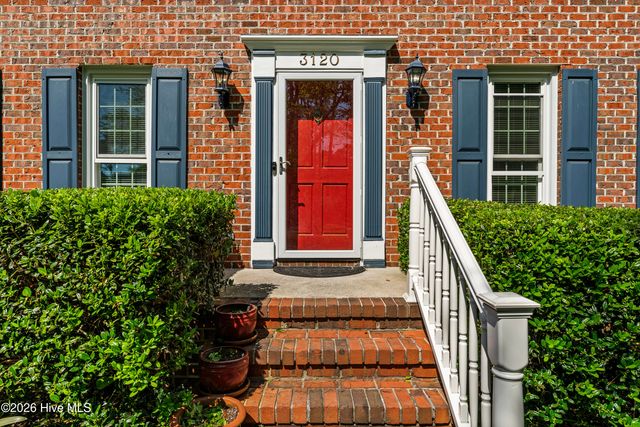 3120 Kirby Smith Drive, Wilmington, NC 28409