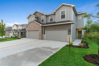 146 Parkgate B, Conroe, TX 77304