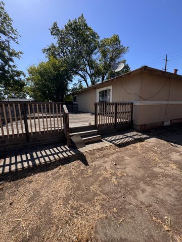 3310 U St, Antelope, CA 95843