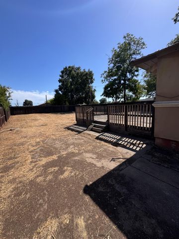3310 U St, Antelope, CA 95843