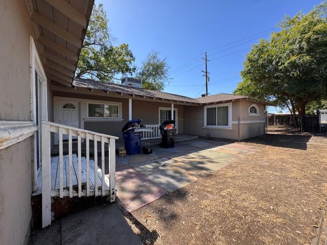 3310 U St, Antelope, CA 95843
