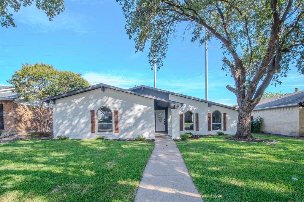 3101 Gayle Drive, Garland, TX 75044