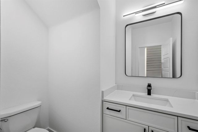 6110 Carlton Garret Street, Dallas, TX 75215