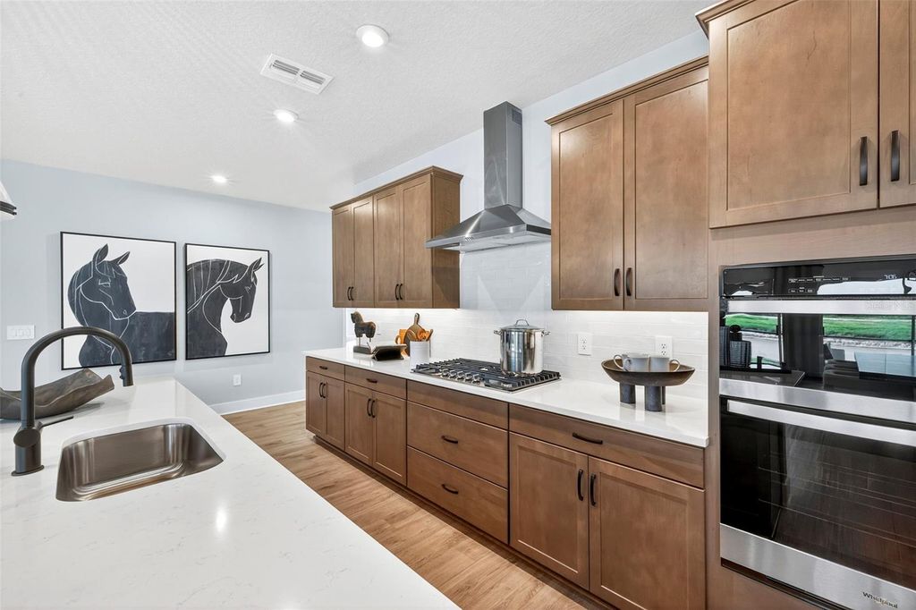 Image 3 of property listing at 13116 OXEYE LANE, Parrish, FL 34219