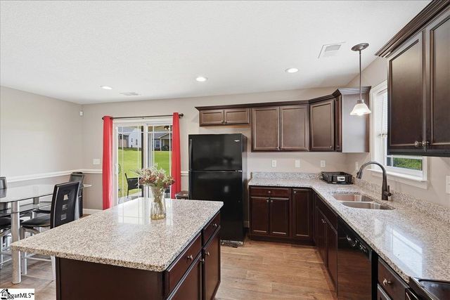 419 Bud Farmer Place, Inman, SC 29349
