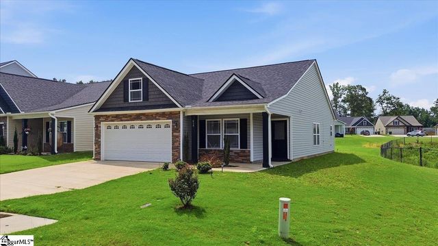 419 Bud Farmer Place, Inman, SC 29349