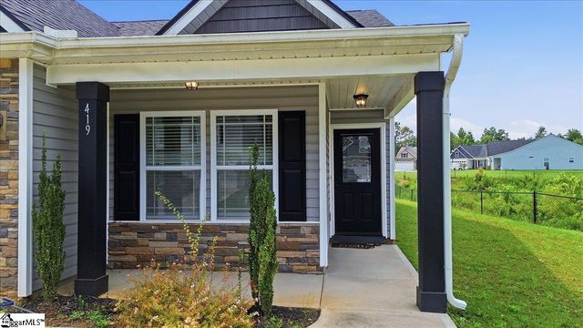 419 Bud Farmer Place, Inman, SC 29349
