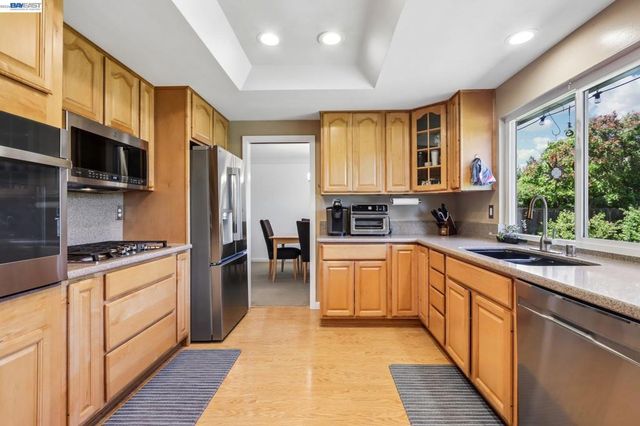 2517 Aranda Dr, San Ramon, CA 94583