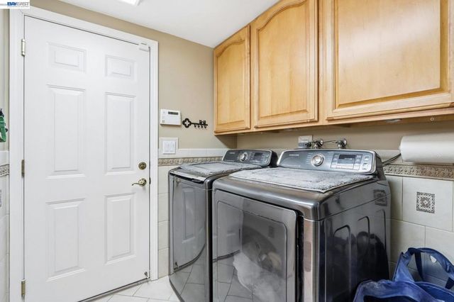 2517 Aranda Dr, San Ramon, CA 94583