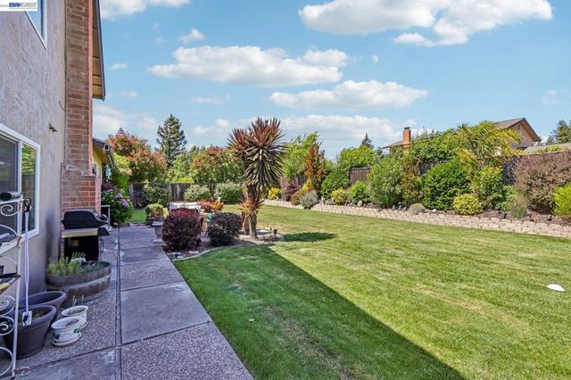 2517 Aranda Dr, San Ramon, CA 94583