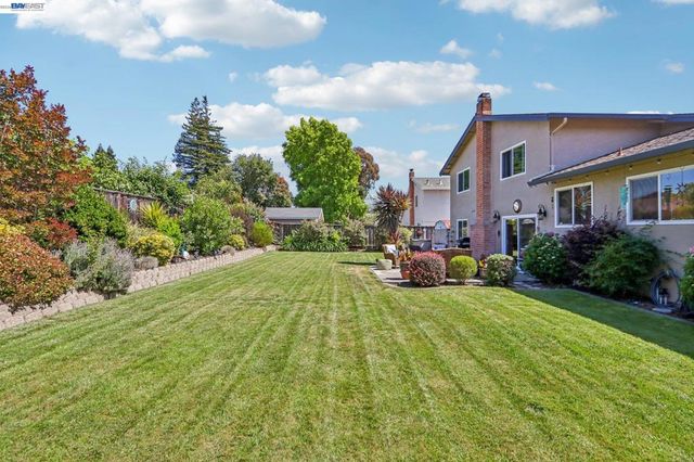 2517 Aranda Dr, San Ramon, CA 94583