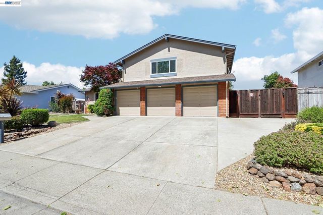 2517 Aranda Dr, San Ramon, CA 94583