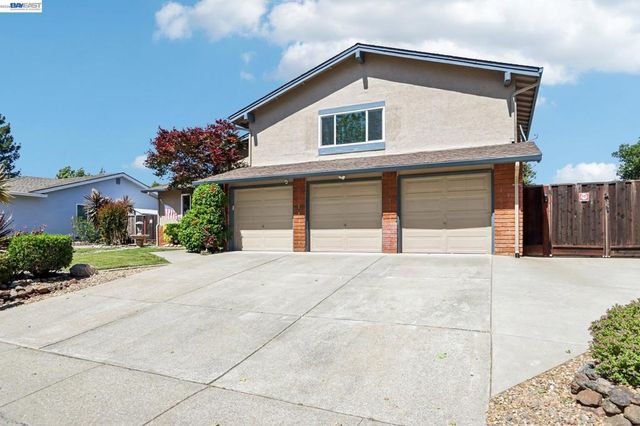 2517 Aranda Dr, San Ramon, CA 94583
