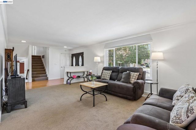 2517 Aranda Dr, San Ramon, CA 94583