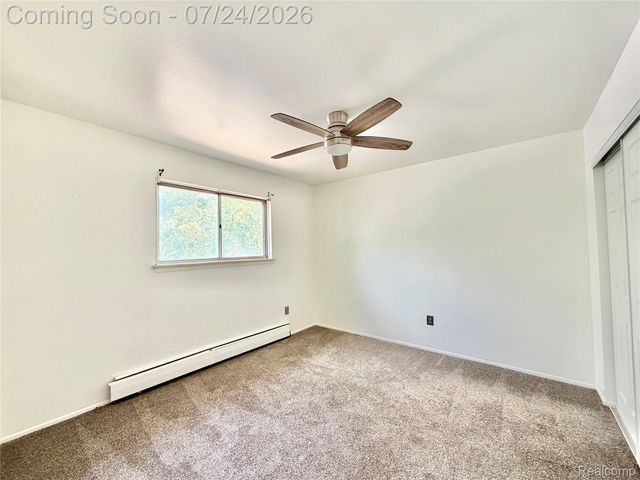 26305 W 7 mile rd Road 201, Redford Charter Township, MI 48240