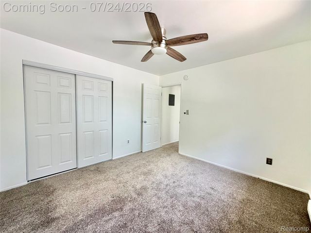 26305 W 7 mile rd Road 201, Redford Charter Township, MI 48240