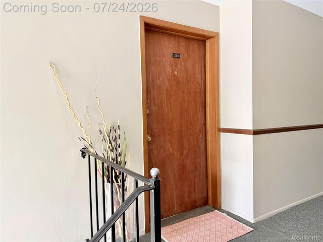 26305 W 7 mile rd Road 201, Redford Charter Township, MI 48240