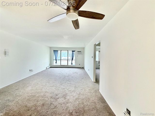 26305 W 7 mile rd Road 201, Redford Charter Township, MI 48240
