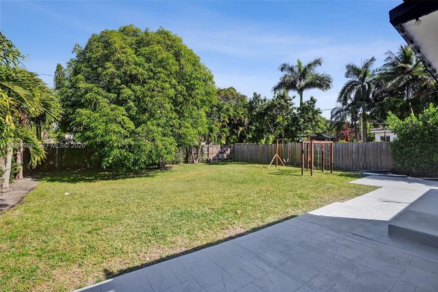 1517 Moffett St, Hollywood, FL 33020