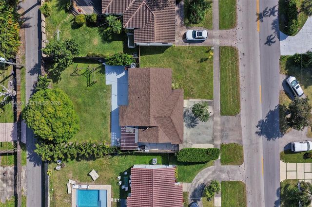 1517 Moffett St, Hollywood, FL 33020