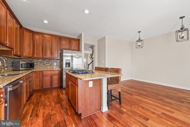 22047 AVONWORTH SQ, Broadlands, VA 20148