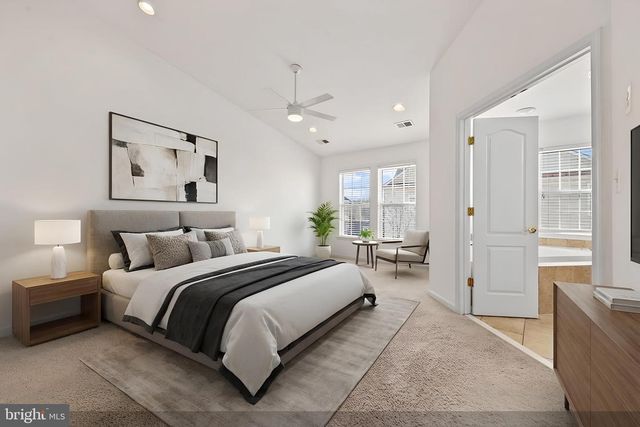 22047 AVONWORTH SQ, Broadlands, VA 20148