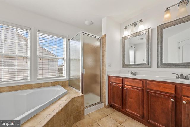 22047 AVONWORTH SQ, Broadlands, VA 20148