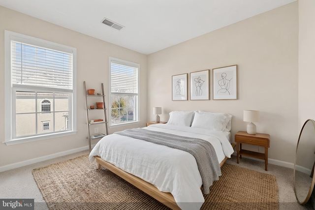 22047 AVONWORTH SQ, Broadlands, VA 20148