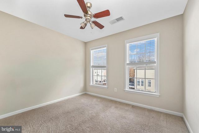 22047 AVONWORTH SQ, Broadlands, VA 20148