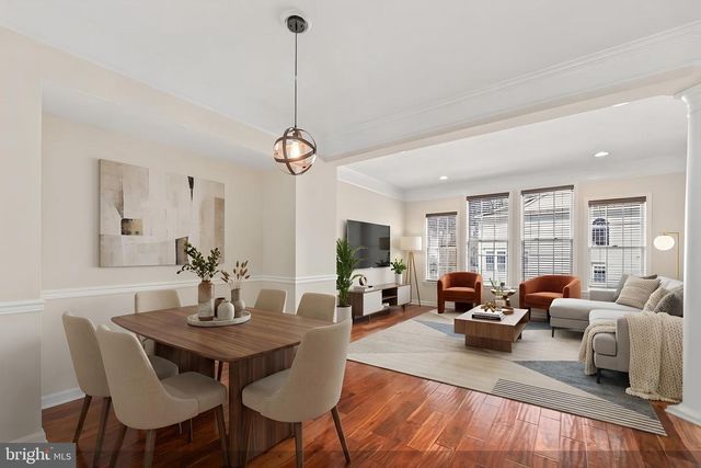 22047 AVONWORTH SQ, Broadlands, VA 20148