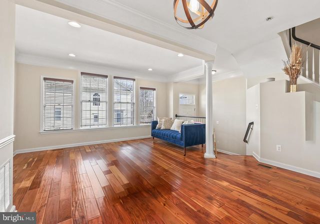 22047 AVONWORTH SQ, Broadlands, VA 20148