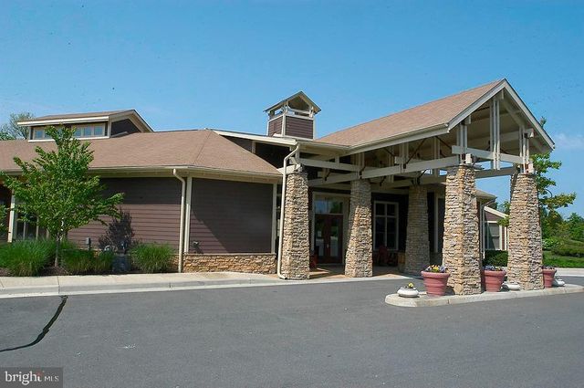 22047 AVONWORTH SQ, Broadlands, VA 20148