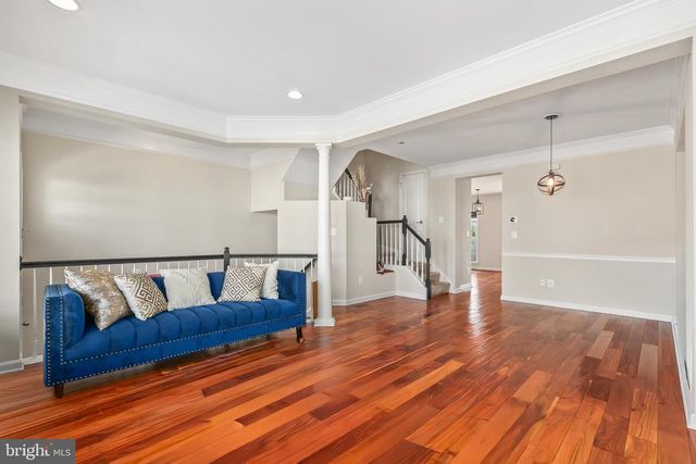 22047 AVONWORTH SQ, Broadlands, VA 20148