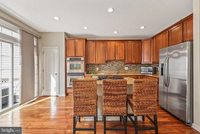 22047 AVONWORTH SQ, Broadlands, VA 20148