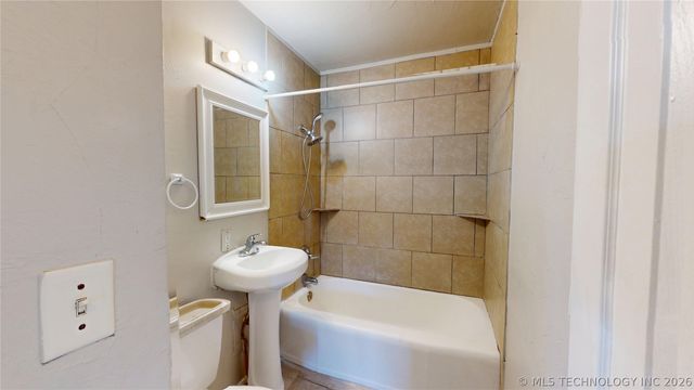 403 W 50th Street North, Tulsa, OK 74126