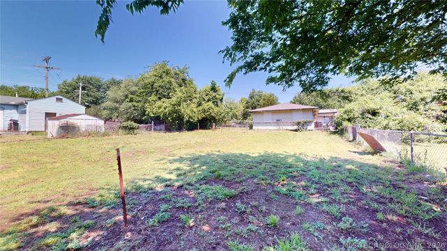 403 W 50th Street North, Tulsa, OK 74126