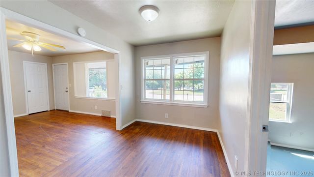 403 W 50th Street North, Tulsa, OK 74126