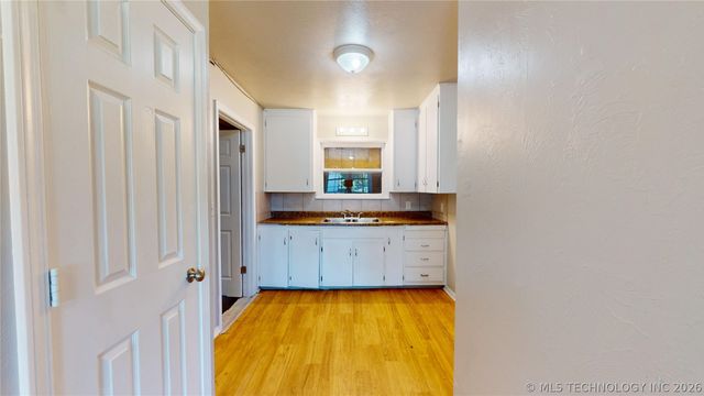 403 W 50th Street North, Tulsa, OK 74126