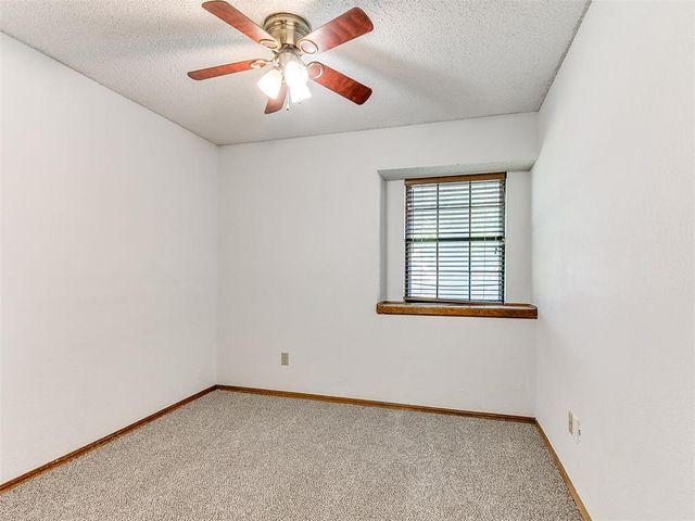 12501 SW 4th Street, Yukon, OK 73099