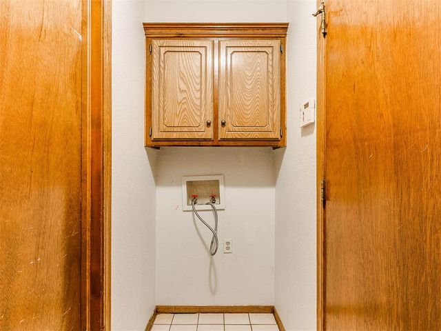 12501 SW 4th Street, Yukon, OK 73099