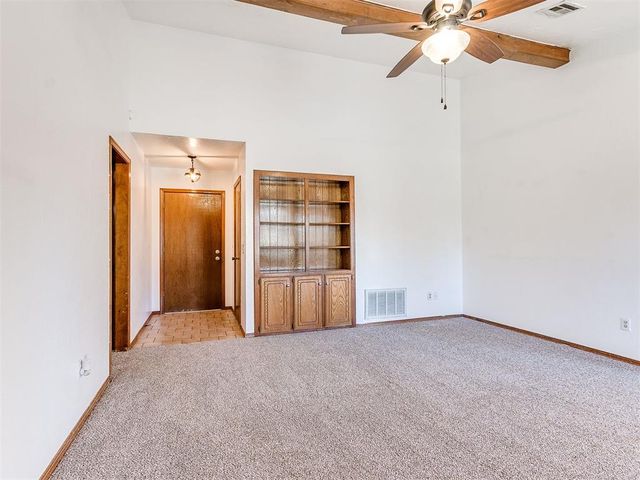 12501 SW 4th Street, Yukon, OK 73099