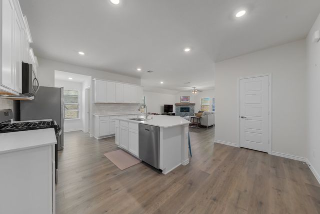 544 Spirehaven Drive, Fate, TX 75087